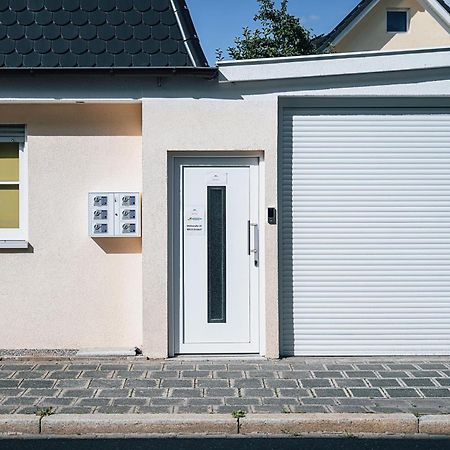 Ferienwohnung Schleicher Mit Klimaanlage Zirndorf Exterior photo